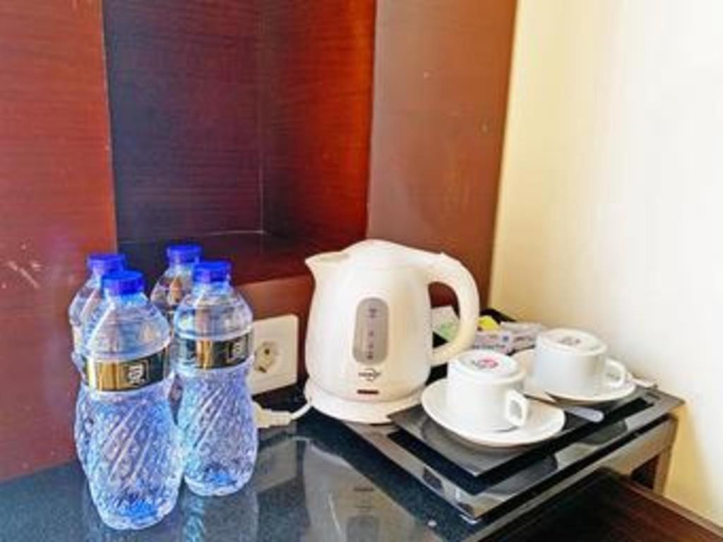 Grand Basko Hotel Паданг Екстериор снимка